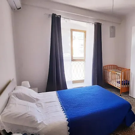 Ferry House Two Apartamento *