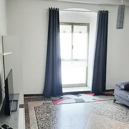 Ferry House Two Apartamento La Spezia