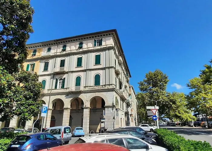 Apartment Ferry House Two