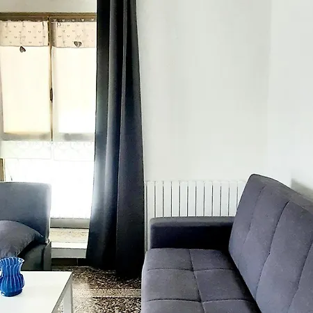 Apartment Ferry House Two La Spezia